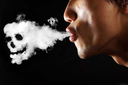 吸烟对男性健康的影响 损害性功能引起不育！