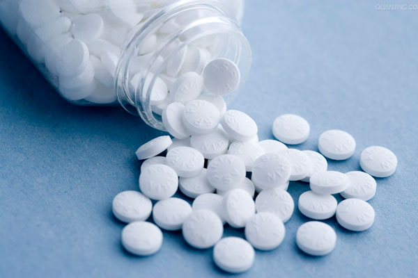 年过四十都应服阿司匹林预防心脏病?