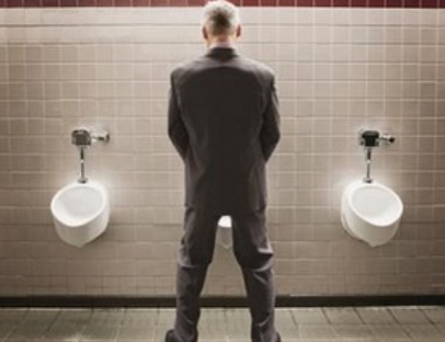 憋尿对男性的危害大 8种“憋”出来的病